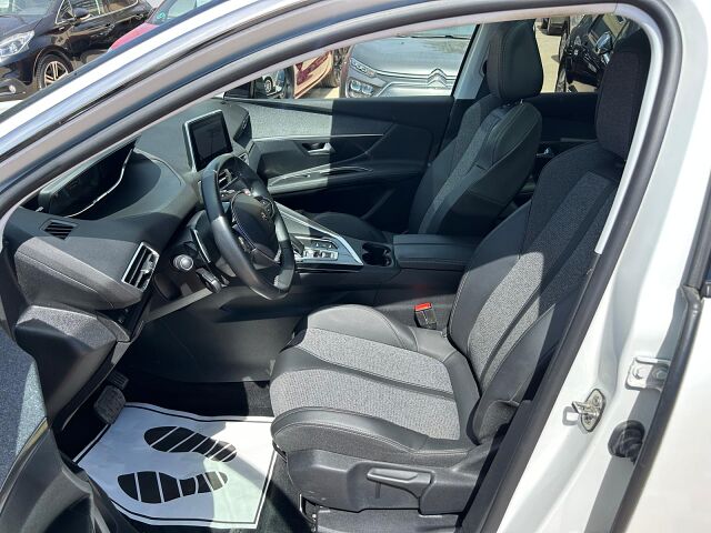 PEUGEOT 3008 ALLURE 1.6 PHEV AUTO SPANISH LHD IN SPAIN 83000 MILES SUPERB 2020